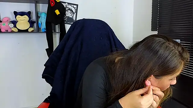 Snapshot of ann_bronw chatting on March 7, 2:12 pm ann bronw online show from March 7, 2:12 pm