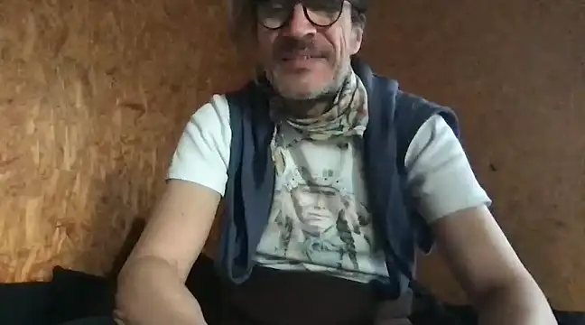 GioApri online show from March 1, 3:38 pm