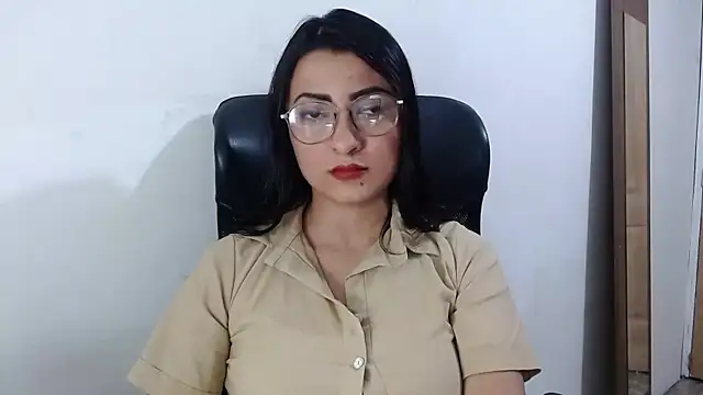 SavannaEvans001 online show from September 30, 4:40 am