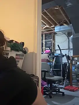 jessixo online show from February 7, 7:05 am