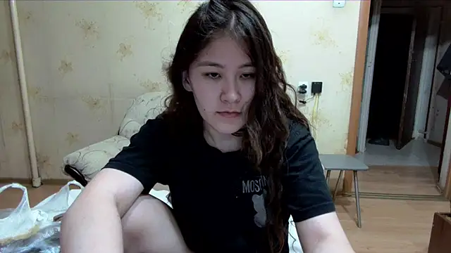 Riz girl online show from March 31, 1:02 pm