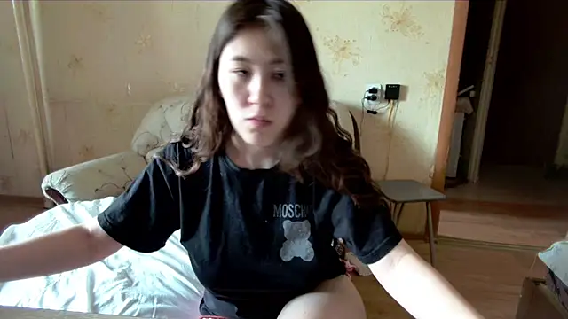 Riz girl online show from April 1, 5:20 am