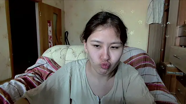 Riz girl online show from April 4, 9:38 am
