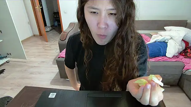 Riz girl online show from October 28, 1:54 pm