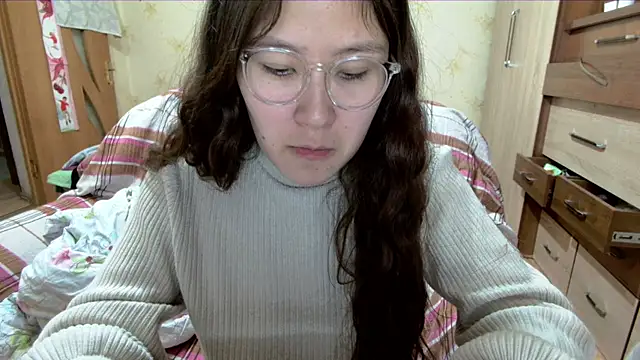 Riz girl online show from April 18, 3:03 pm