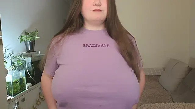 remirann  online show from March 23, 10:37 am