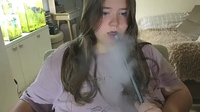 Snapshot of remirann_ chatting on November 3, 4:43 pm remirann online show from November 3, 4:43 pm