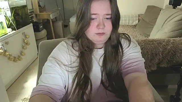 Snapshot of remirann_ chatting on January 5, 7:39 pm remirann online show from January 5, 7:39 pm