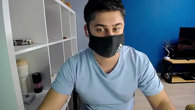 Tomguys online show from March 18, 3:22 pm