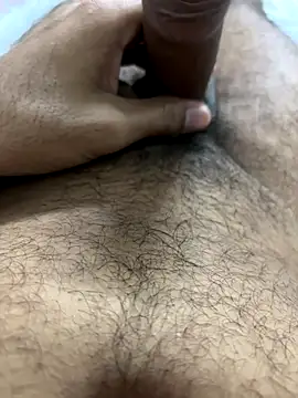 Snapshot of Boy_Harry chatting on October 31, 10:12 am Boy Harry online show from October 31, 10:12 am