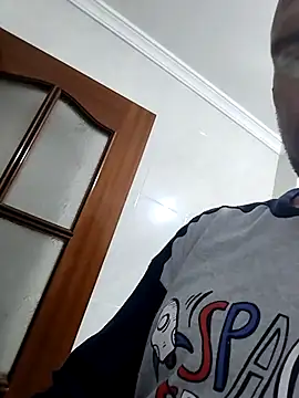 juandi21cm online show from March 21, 11:41 pm