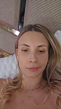 Snapshot of MishaBrizo chatting on December 1, 6:36 am MishaBrizo online show from December 1, 6:36 am