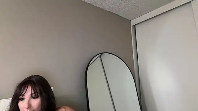 lustfulsmiles online show from May 14, 6:49 pm