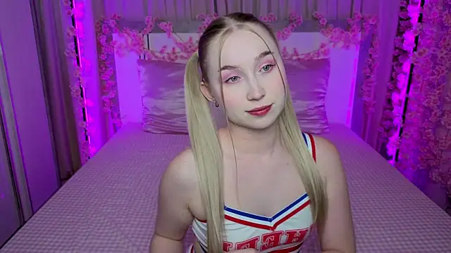 LilyStarlight online show from July 5, 4:30 am