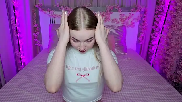 LilyStarlight online show from June 3, 3:18 am