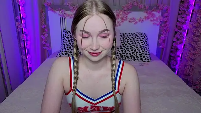 LilyStarlight online show from April 30, 3:46 am