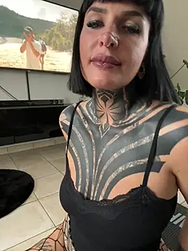 Snapshot of InkedBiitch chatting on March 11, 3:56 pm InkedBiitch online show from March 11, 3:56 pm
