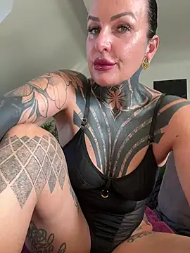 InkedBiitch online show from June 26, 6:19 am