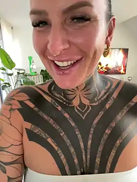 InkedBiitch online show from October 26, 2:17 pm