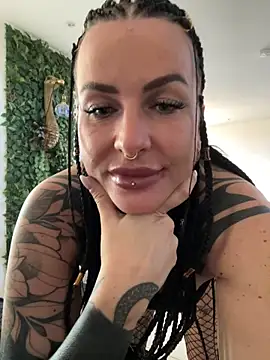 InkedBiitch online show from March 18, 7:33 am