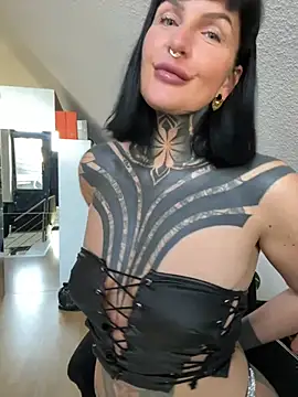 InkedBiitch online show from May 21, 5:32 pm