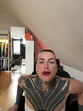 InkedBiitch online show from March 25, 6:46 am