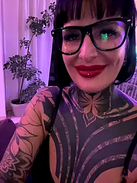 InkedBiitch online show from October 30, 6:38 pm