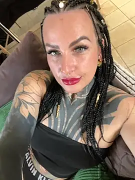 InkedBiitch online show from March 22, 9:33 am