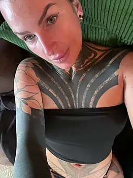 InkedBiitch online show from May 18, 5:23 am