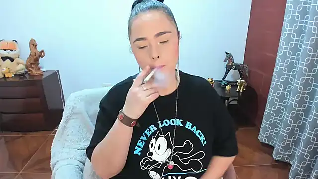 lusciousxxx online show from April 8, 1:23 pm