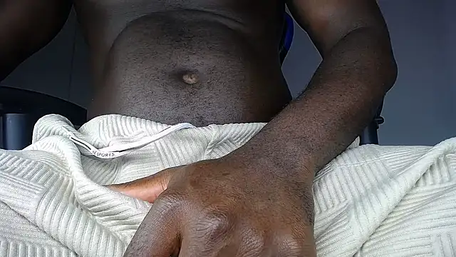 MAXJONES 2 online show from February 13, 6:41 pm