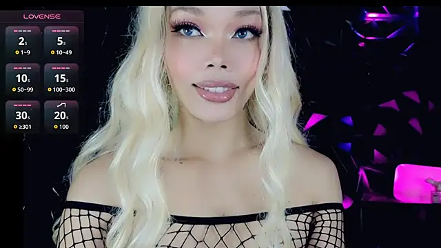 Snapshot of sugar_bbyxx chatting on October 2, 9:40 pm sugar bbyxx online show from October 2, 9:40 pm