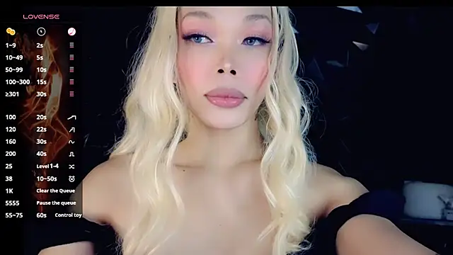 Snapshot of sugar_bbyxx chatting on October 26, 7:20 am sugar bbyxx online show from October 26, 7:20 am