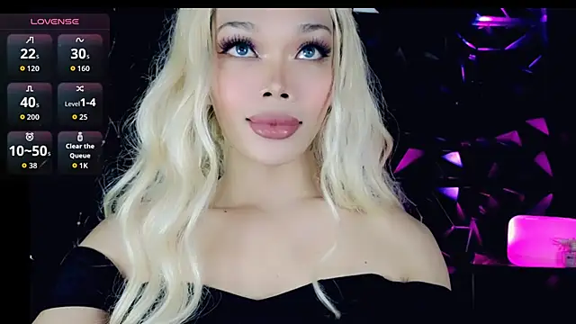 Snapshot of sugar_bbyxx chatting on September 27, 10:05 pm sugar bbyxx online show from September 27, 10:05 pm