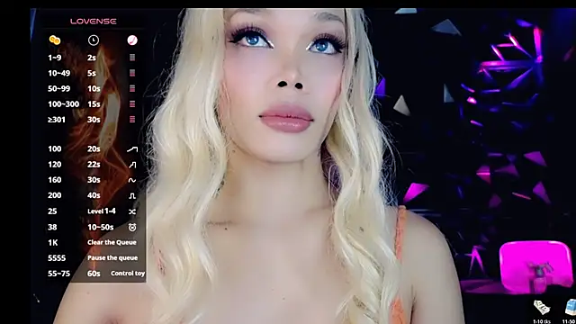 Snapshot of sugar_bbyxx chatting on December 5, 5:50 am sugar bbyxx online show from December 5, 5:50 am