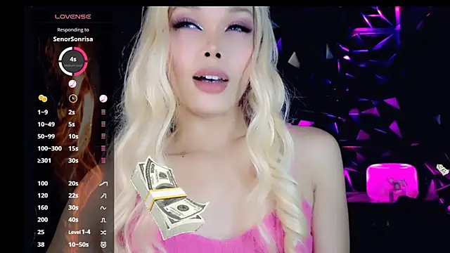 Snapshot of sugar_bbyxx chatting on December 4, 6:56 am sugar bbyxx online show from December 4, 6:56 am