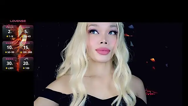 Snapshot of sugar_bbyxx chatting on June 4, 5:23 am sugar bbyxx online show from June 4, 5:23 am
