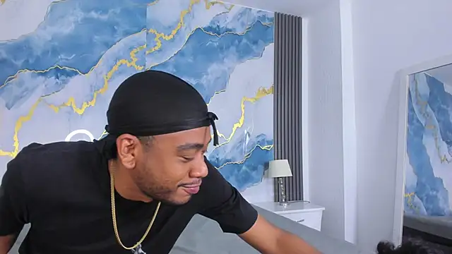 Snapshot of Kylieandjhonny chatting on December 21, 4:19 pm Kylieandjhonny online show from December 21, 4:19 pm