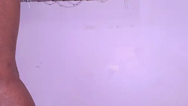 Snapshot of _ebony-queen_ chatting on September 27, 12:00 pm ebony-queen online show from September 27, 12:00 pm