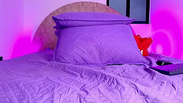 Snapshot of _ebony-queen_ chatting on November 14, 11:58 am ebony-queen online show from November 14, 11:58 am