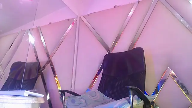 Snapshot of StefyFerrer chatting on November 30, 9:48 pm StefyFerrer online show from November 30, 9:48 pm