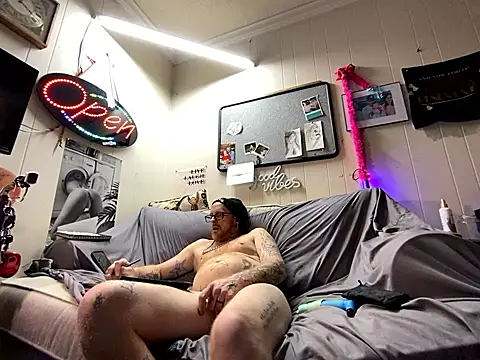 WhiteChocalate 69 online show from March 22, 5:20 pm