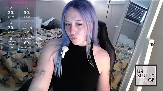 ursluttygf online show from February 17, 6:16 pm