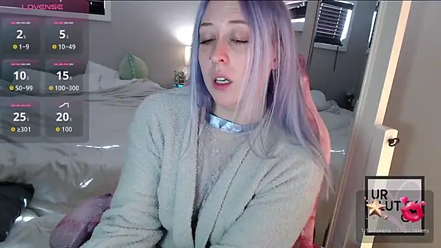 ursluttygf online show from March 1, 5:13 pm