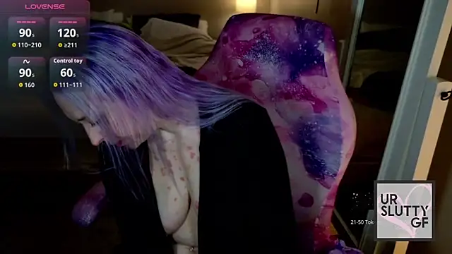 ursluttygf online show from March 26, 4:05 pm