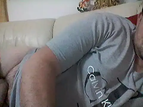 Snapshot of manuel9428 chatting on January 5, 2:52 pm manuel9428 online show from January 5, 2:52 pm