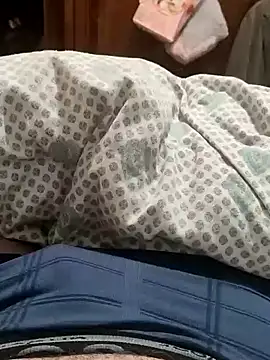 Snapshot of manuel9428 chatting on January 26, 10:35 pm manuel9428 online show from January 26, 10:35 pm