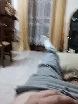 Snapshot of manuel9428 chatting on February 23, 9:48 pm manuel9428 online show from February 23, 9:48 pm