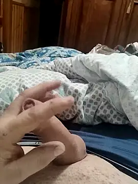 Snapshot of manuel9428 chatting on February 22, 8:18 am manuel9428 online show from February 22, 8:18 am