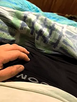 Snapshot of manuel9428 chatting on October 24, 10:31 pm manuel9428 online show from October 24, 10:31 pm